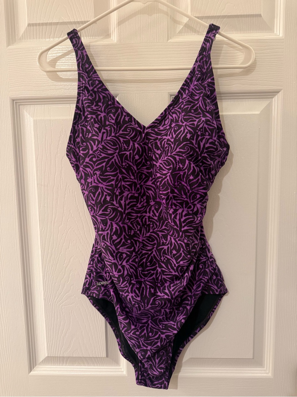 Speedo Purple Leaf-Print One-Piece Swimsuit - Picture 2 of 9